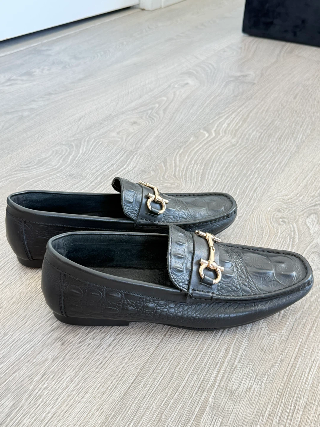Salvatore Ferragamo Crocodile Gancini Loafers Black Men - photo 4