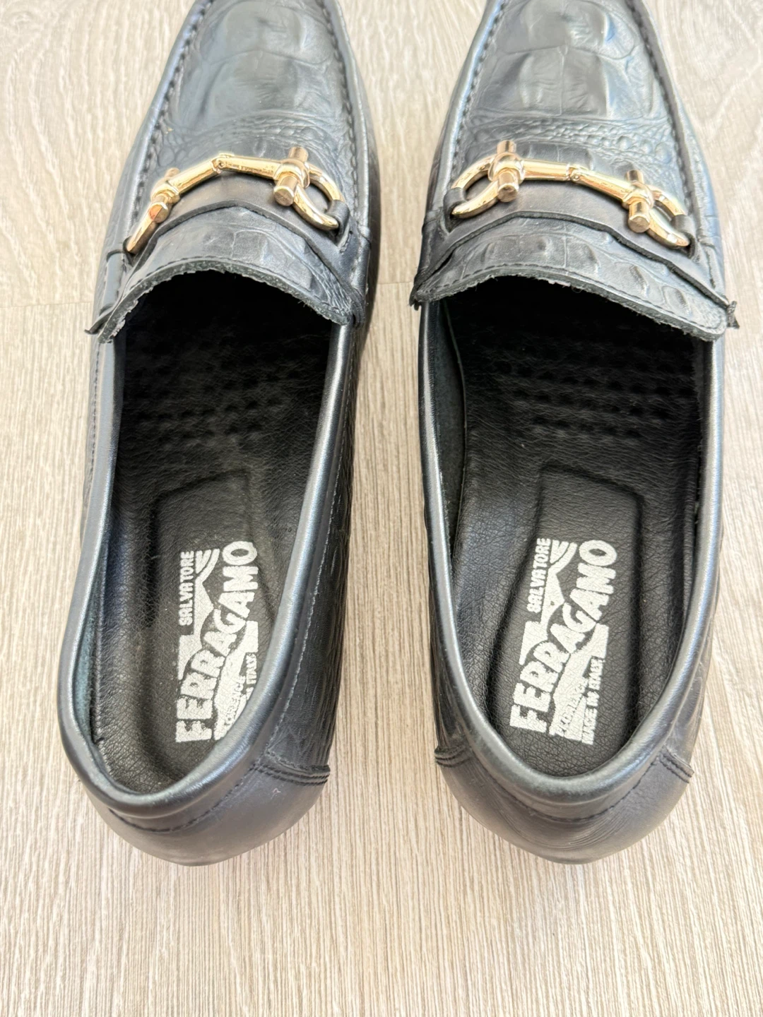 Salvatore Ferragamo Crocodile Gancini Loafers Black Men - photo 5