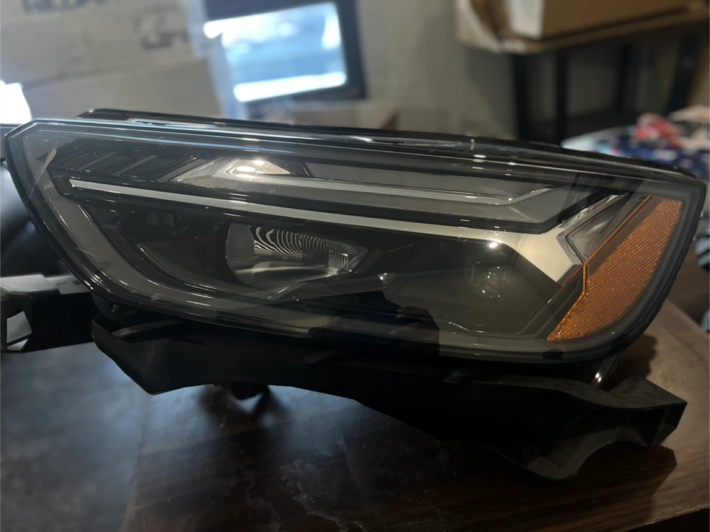 Audi Q5 Left Headlight 80A941033H