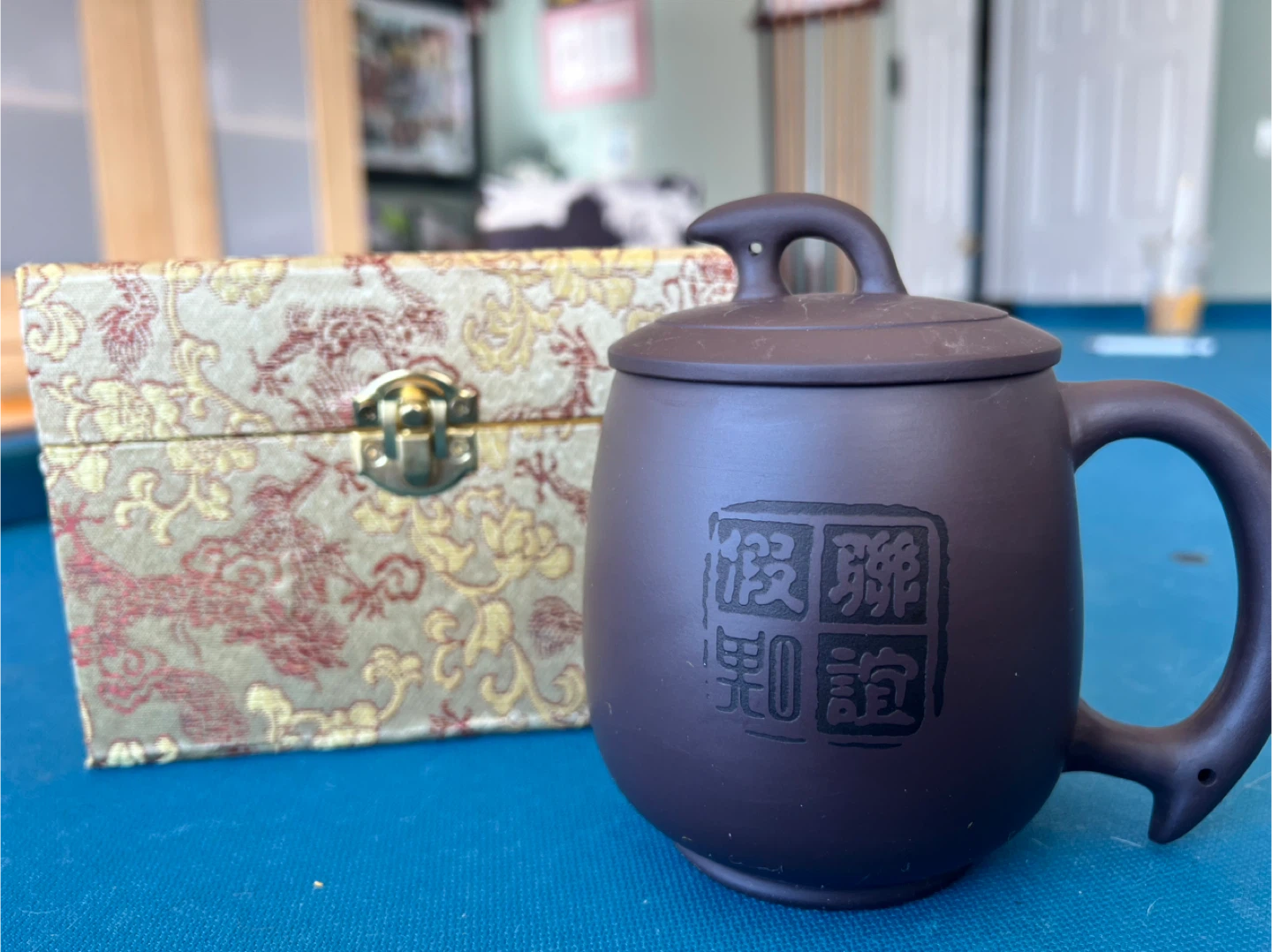 Clay Tea Mug with Lid and Decorative Box - photo 2