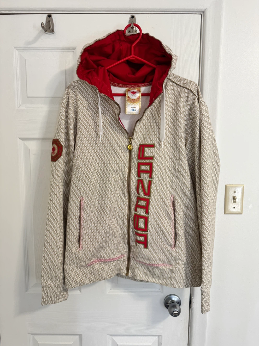 2008 Olympic Games Canada Hooded Sweatshirt HBC Jacket (Large)