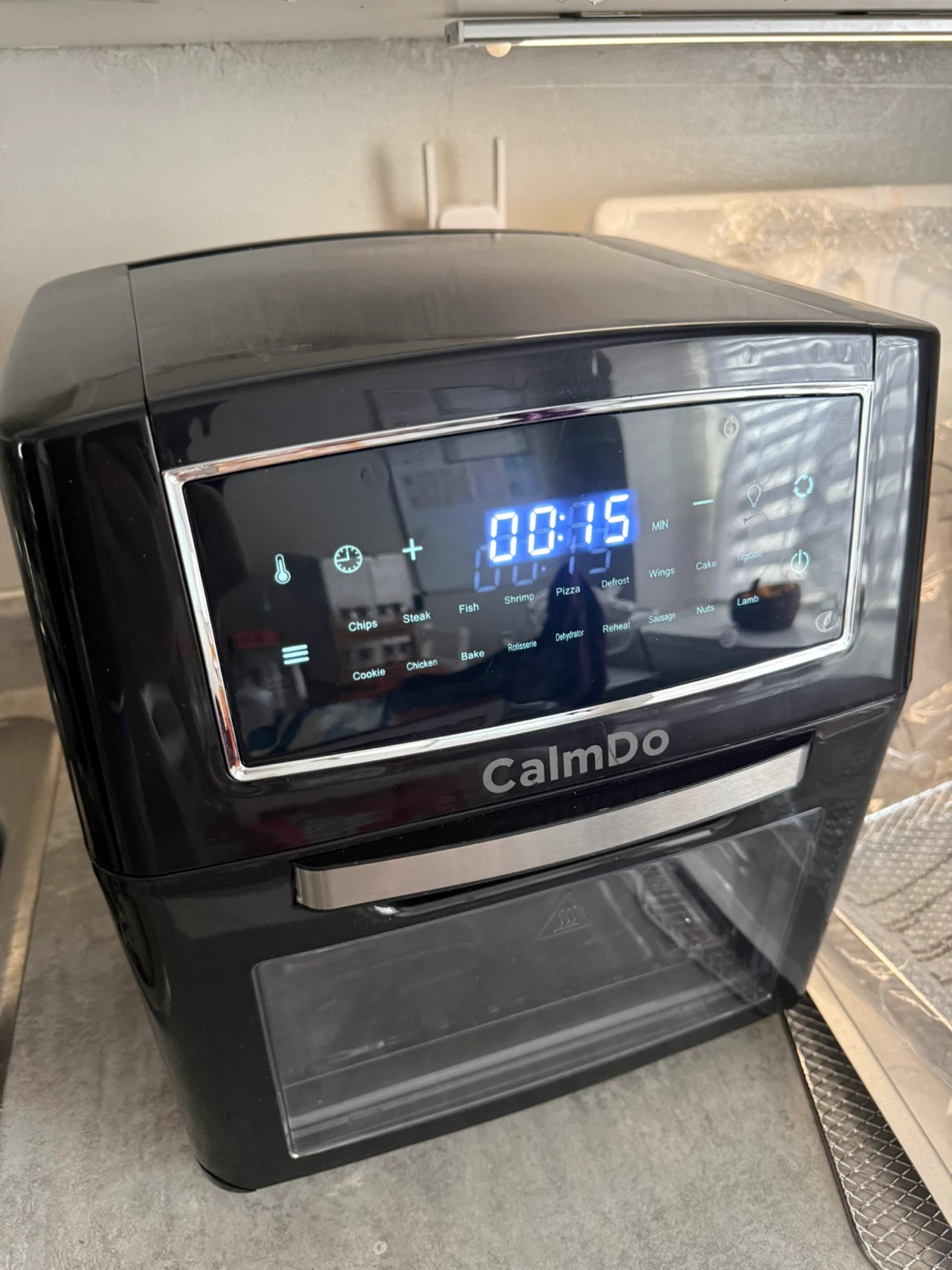 CalmDo 1500W 4-in-1 Air Fryer Oven - photo 2