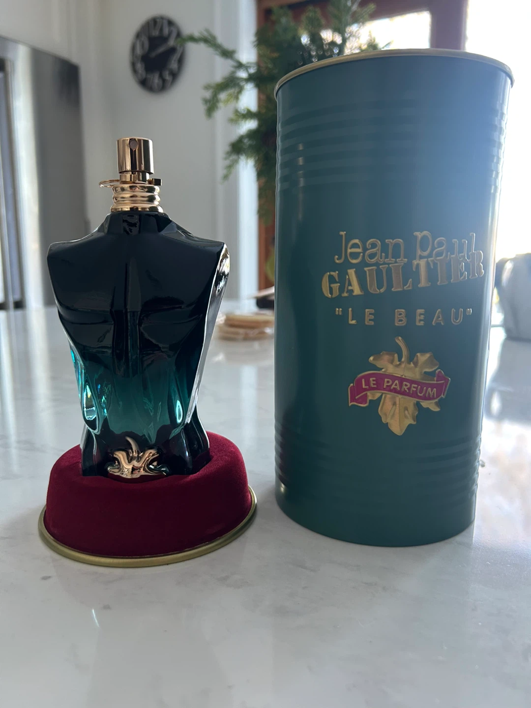 Jpg Le beau Le parfum