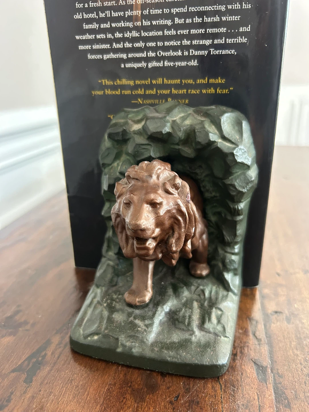 Lion design bookends - photo 2