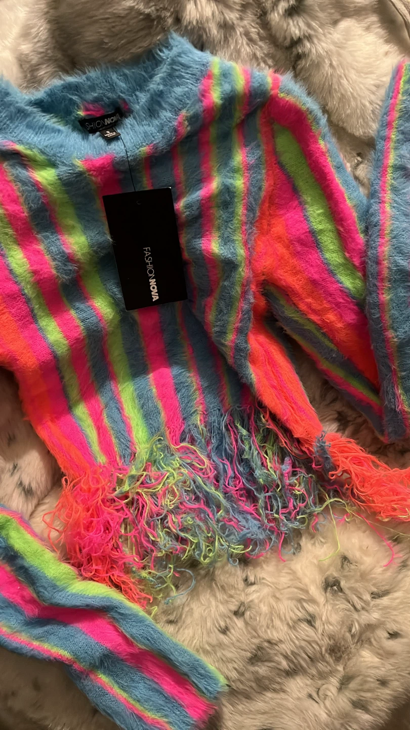 Fashion nova sweater