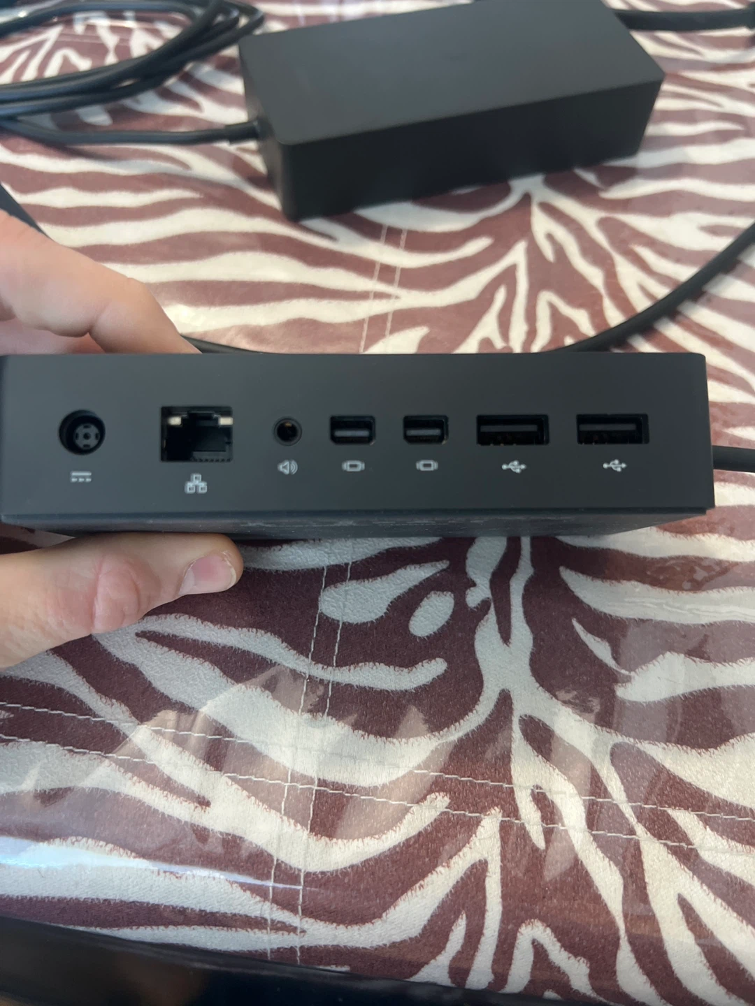 Microsoft Surface Dock + 90W Adapter - photo 2