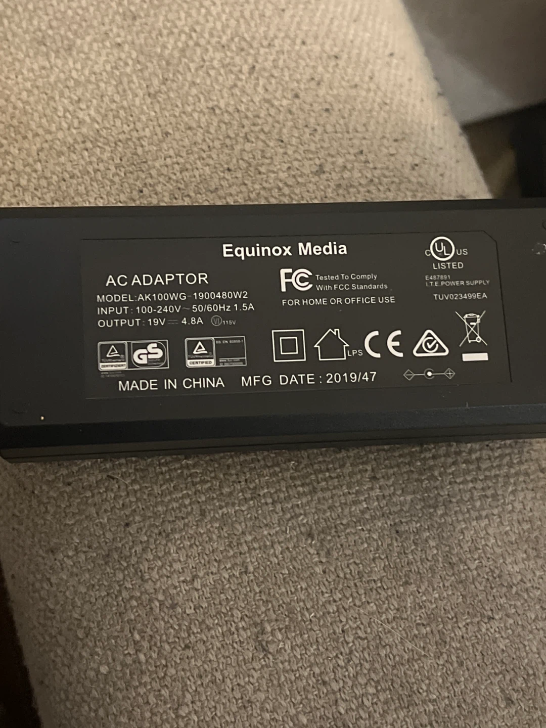 Equinox Media AC ADAPTOR MODEL:AK100WG-1900480W2
