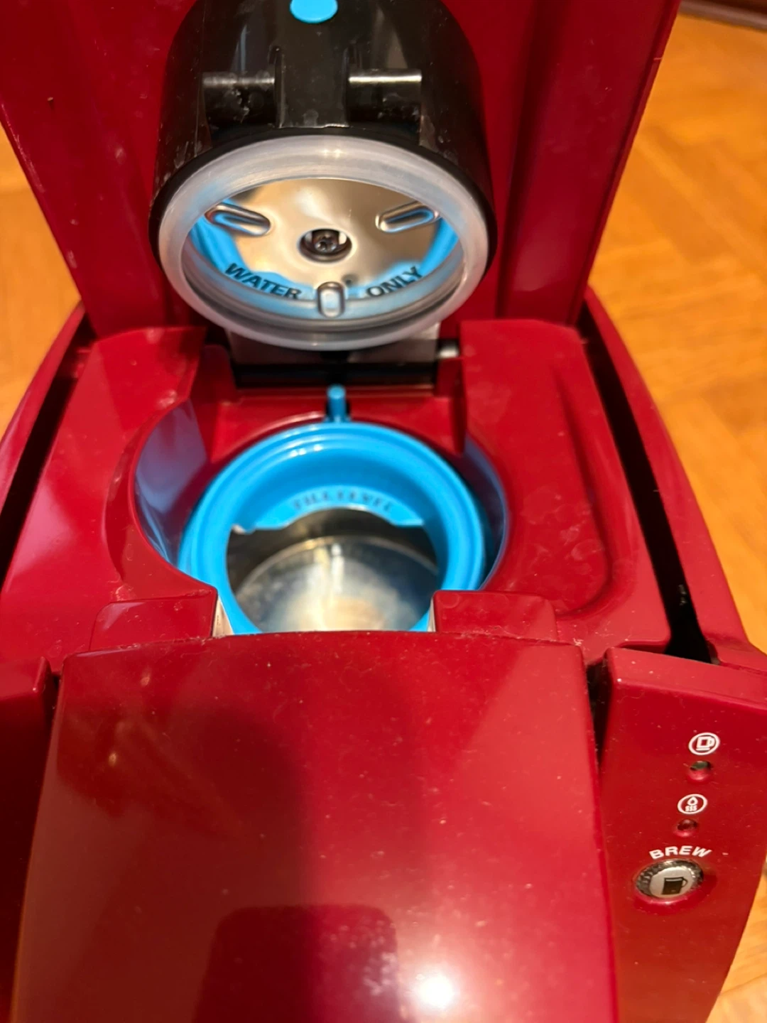 Red Keurig Coffee Maker - photo 2