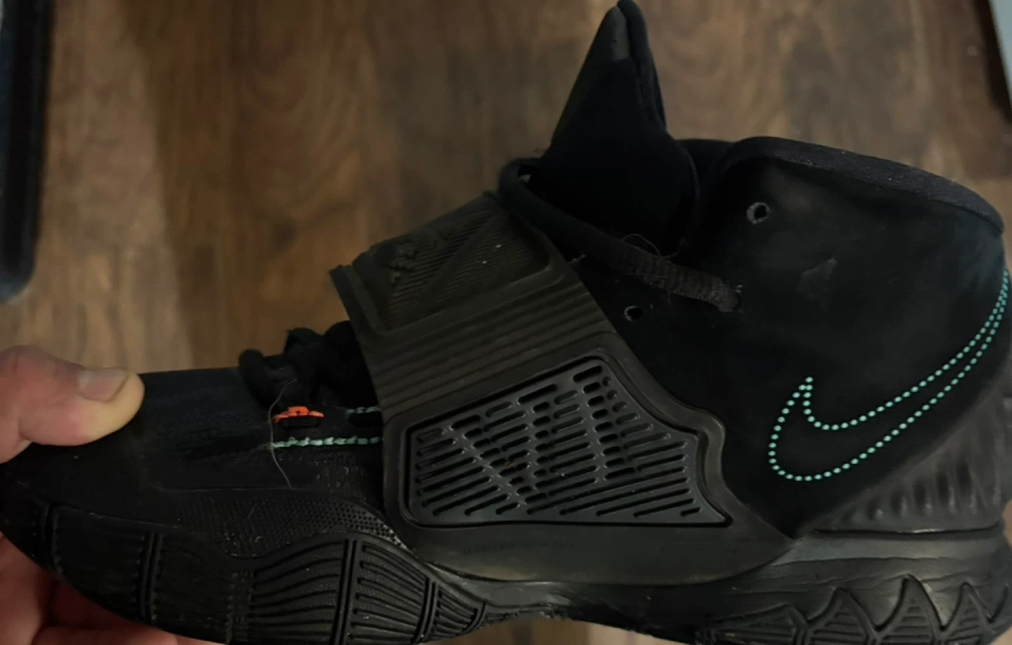 Nike Kyrie 6 "Shot Clock" basketball shoe in a black - photo 3