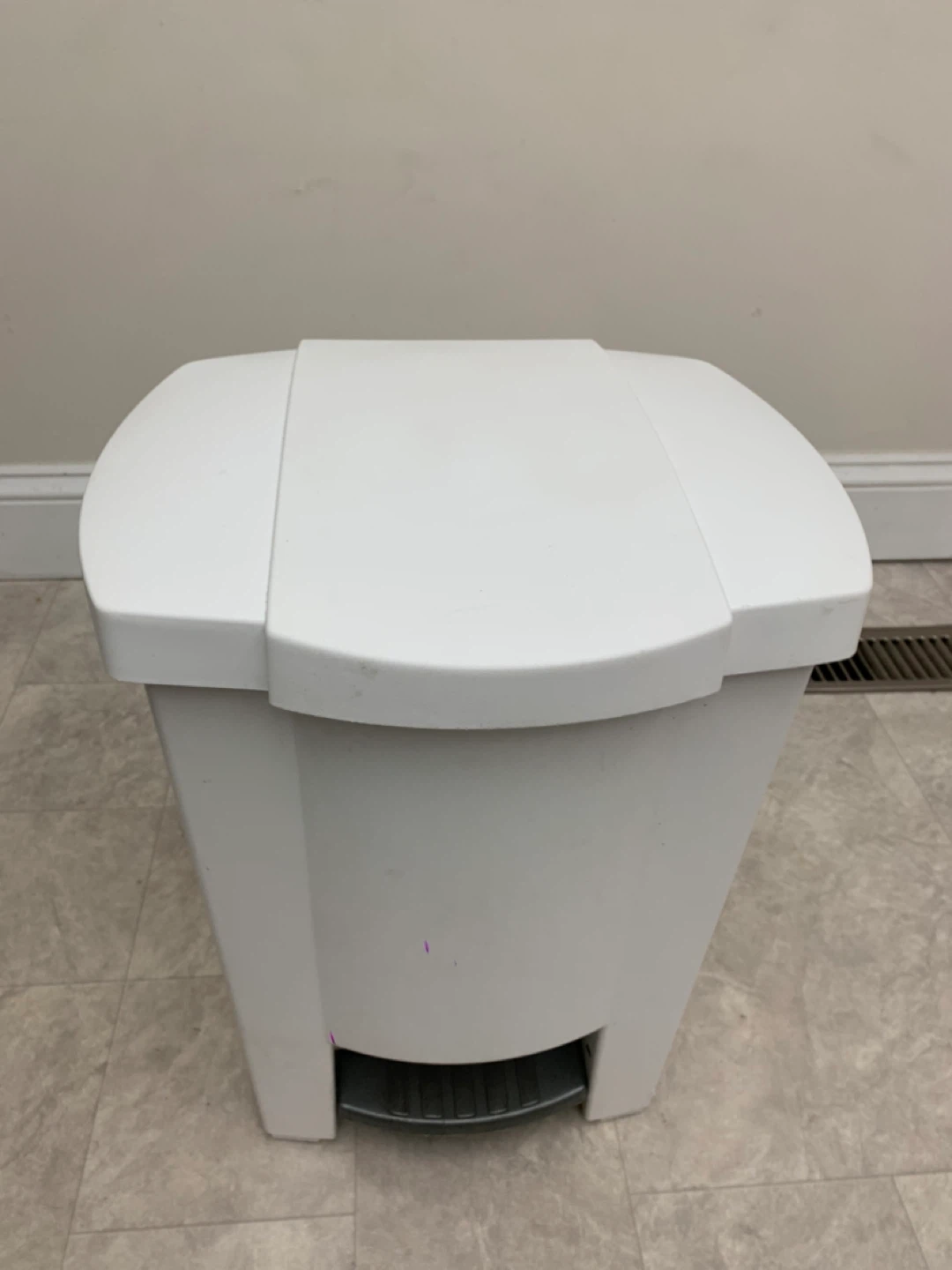 Small Garbage Bin / Trash Can / Kitchen & Bathroom - White - photo 4