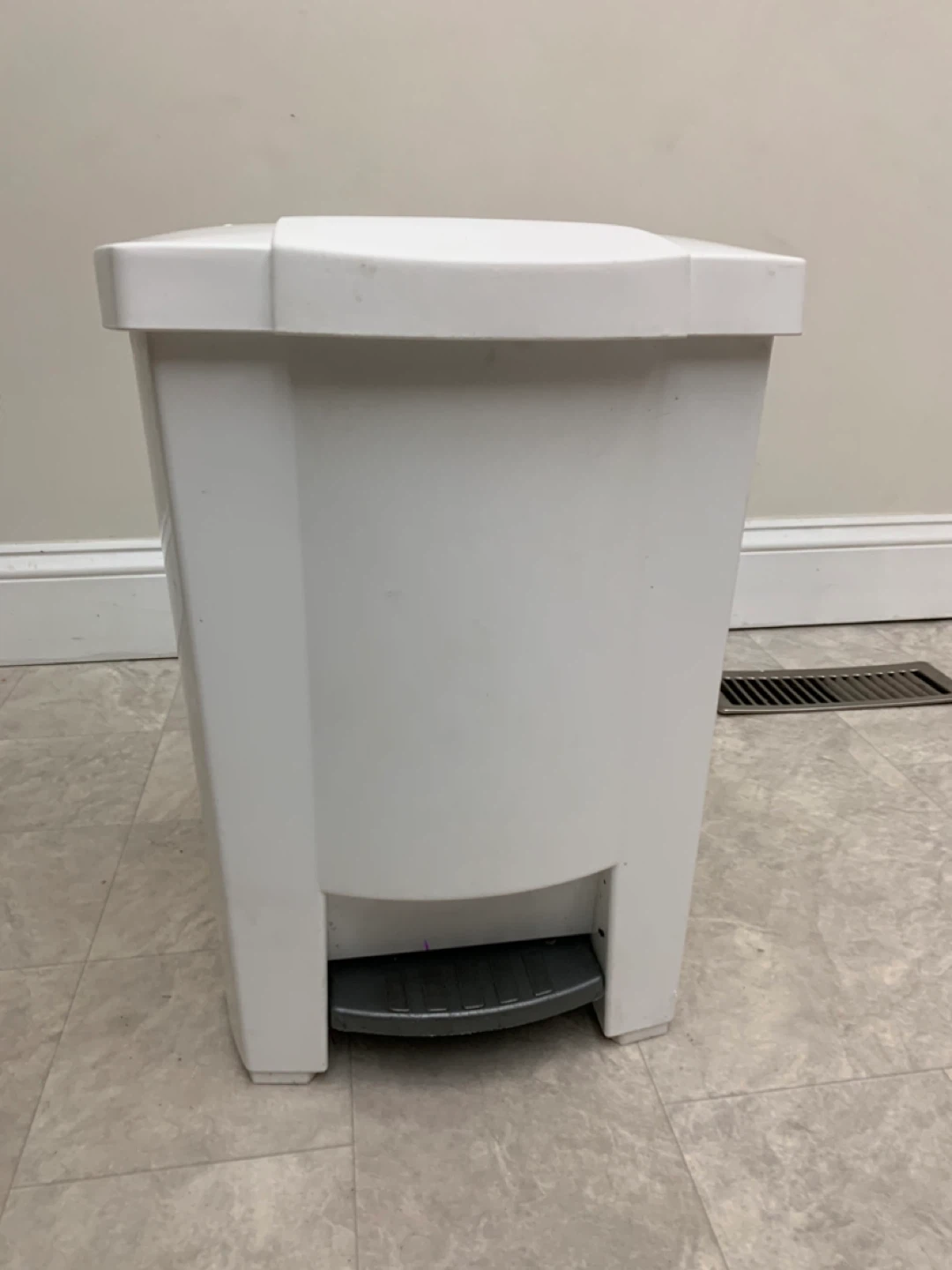 Small Garbage Bin / Trash Can / Kitchen & Bathroom - White - photo 2
