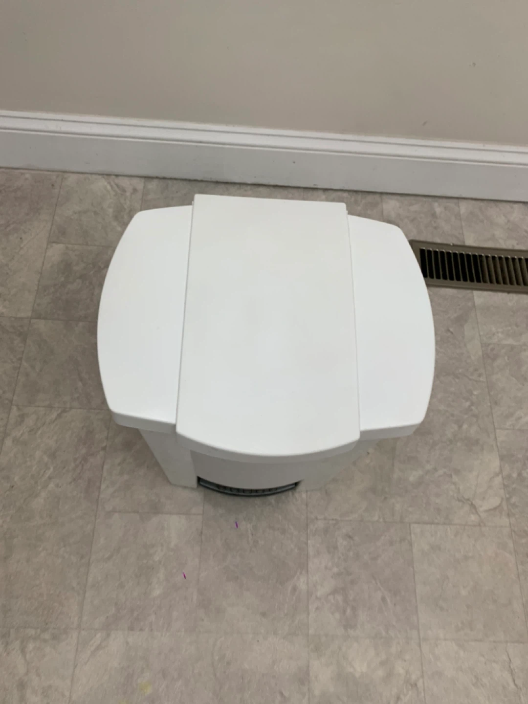 Small Garbage Bin / Trash Can / Kitchen & Bathroom - White - photo 5