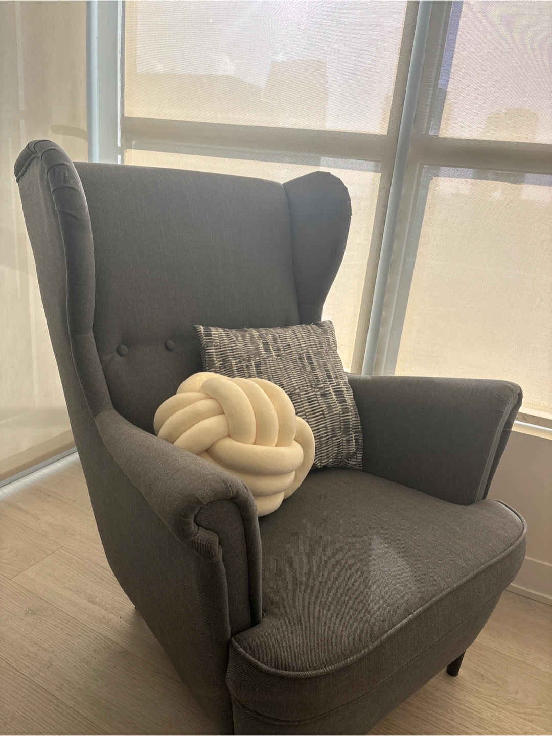 Grey Wingback Armchair - photo 4
