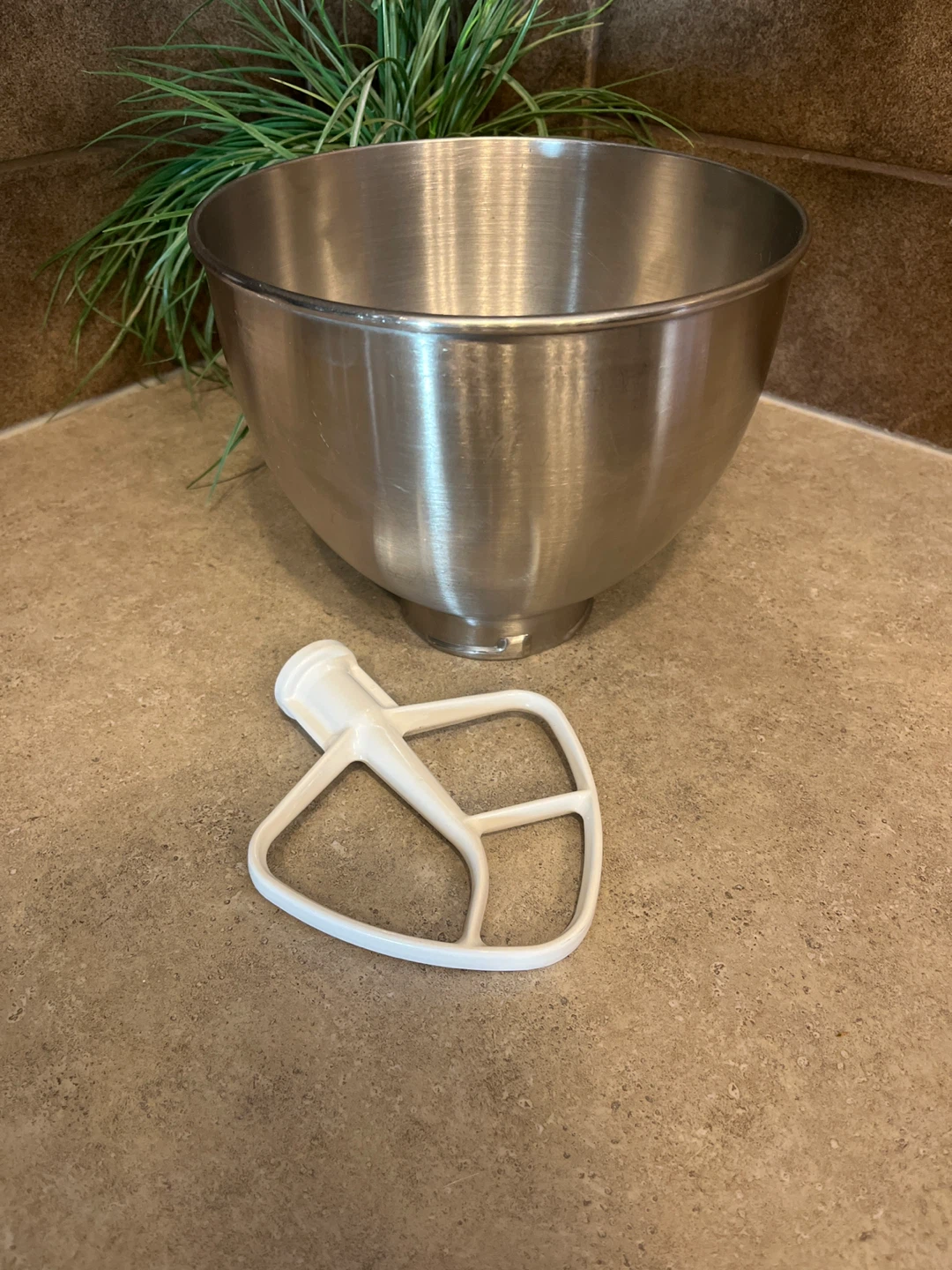 KitchenAid Stand Mixer Bowl and Flat Beater Attachment 🏆