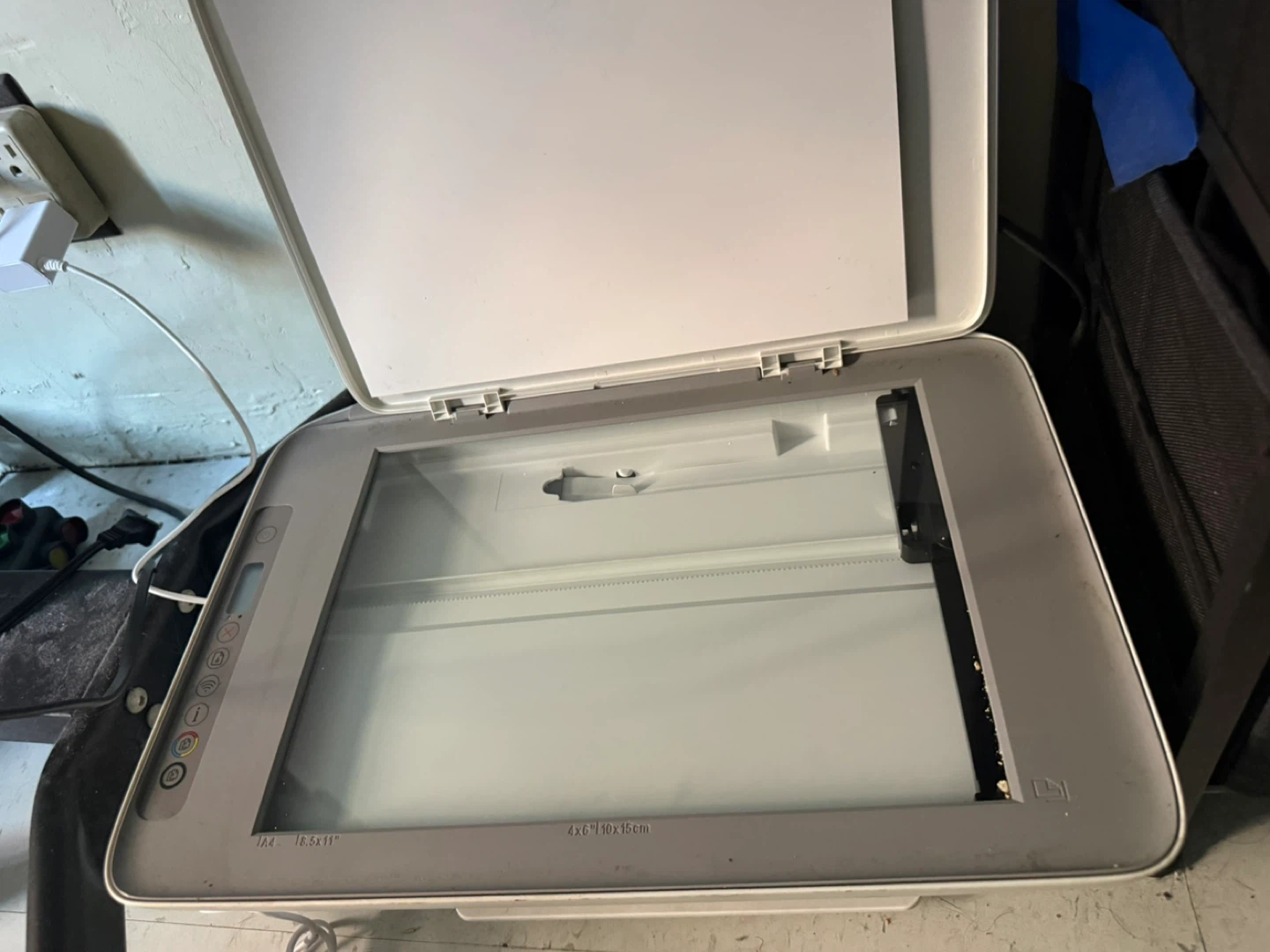 HP All-in-One Printer Scanner - photo 2