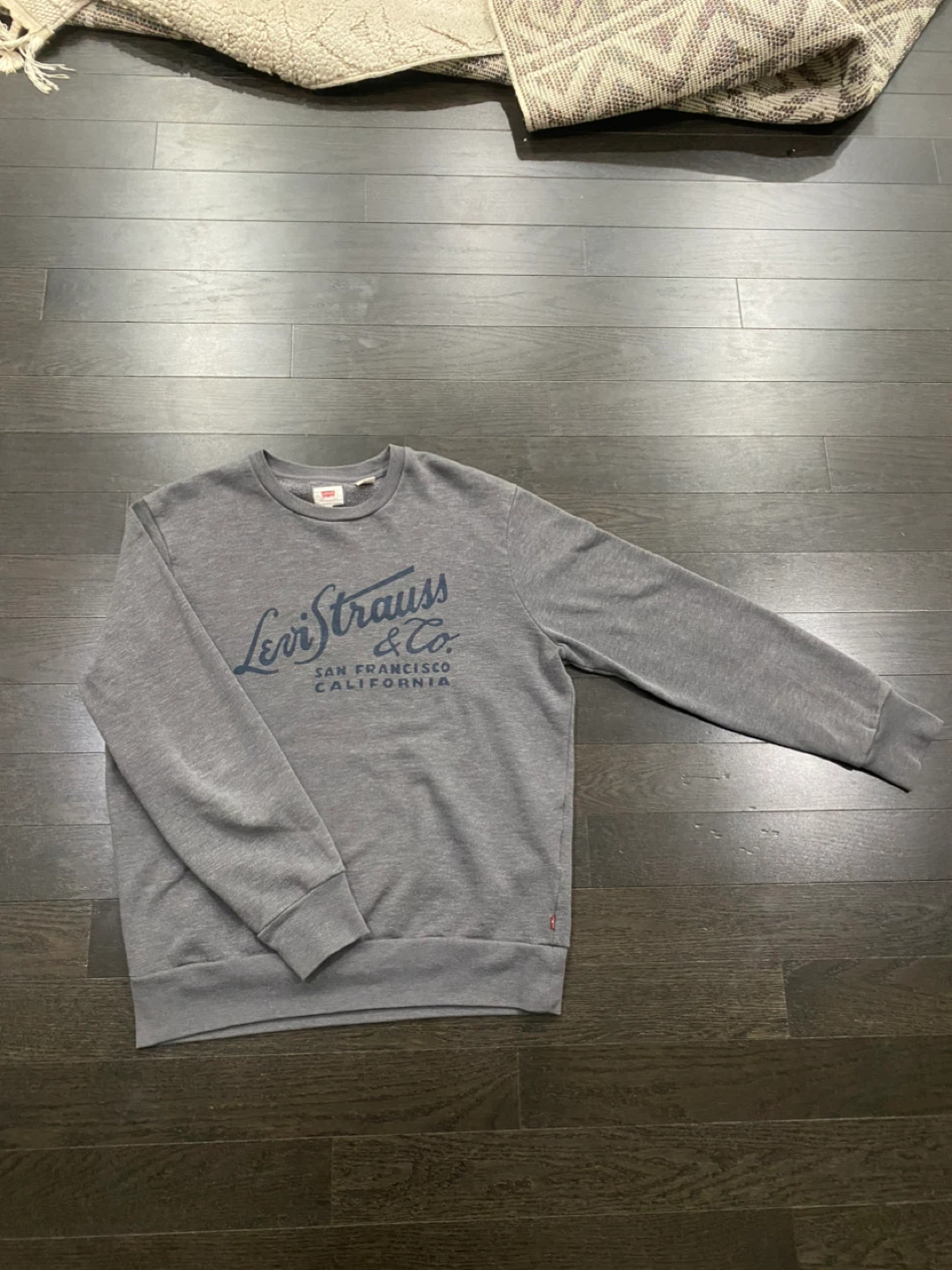 Crewneck Sweaters Bundle – Levi’s + Chatham (Size S/M) - photo 3