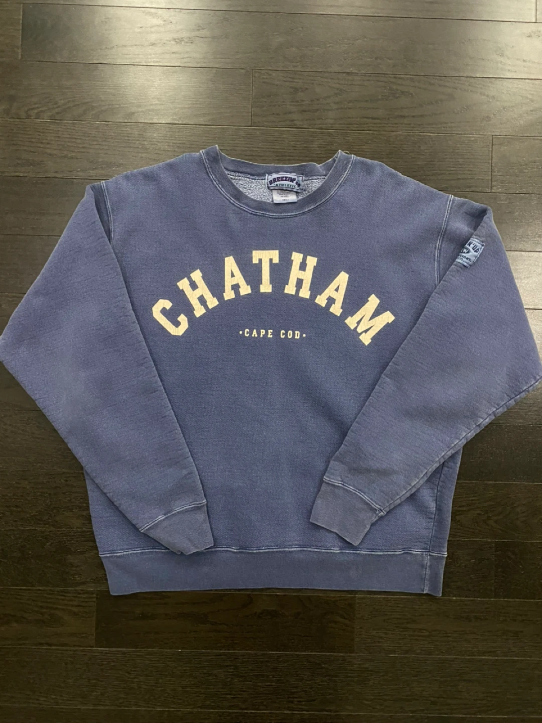 Crewneck Sweaters Bundle – Levi’s + Chatham (Size S/M)