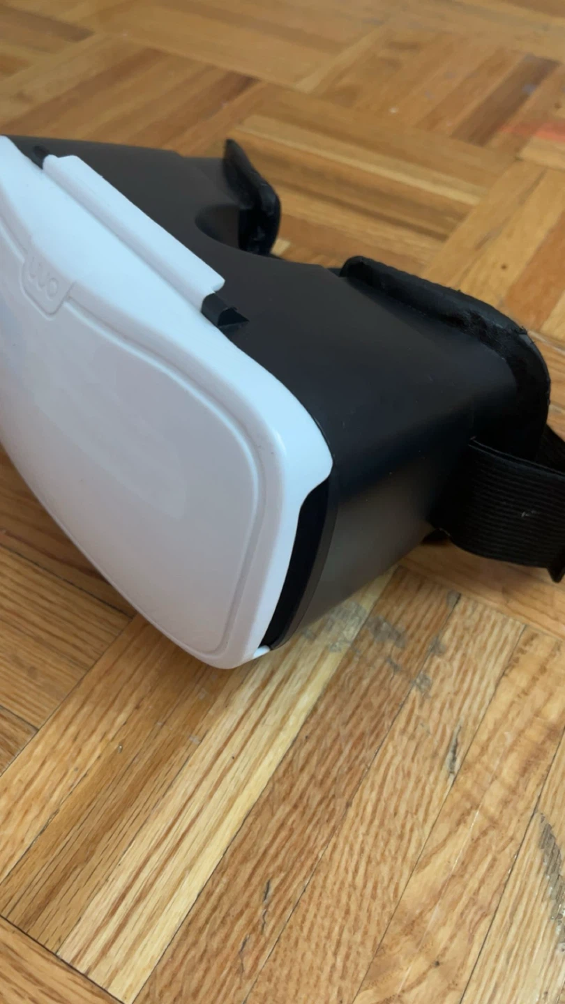 Black and White VR Headset - photo 2