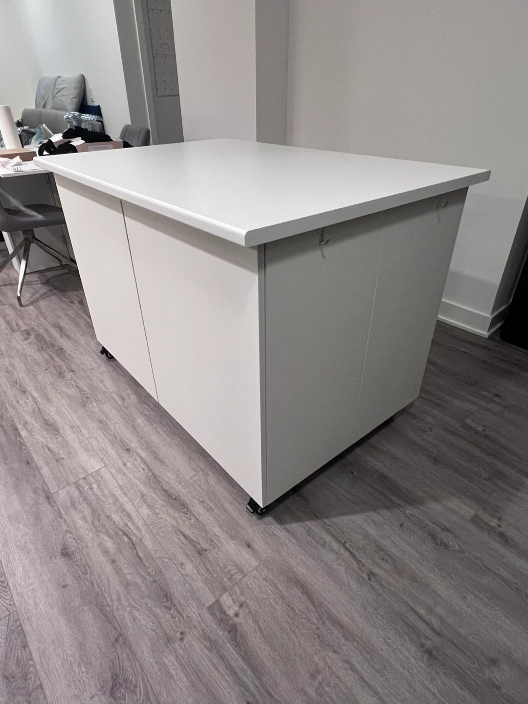 Kitchen Island - photo 3