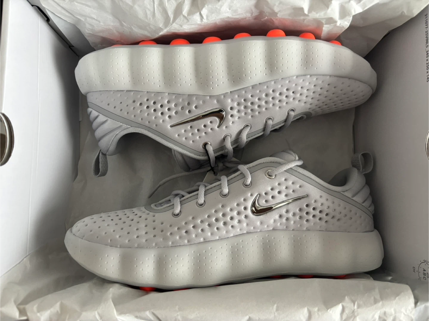 Nike Mind 002 size 11