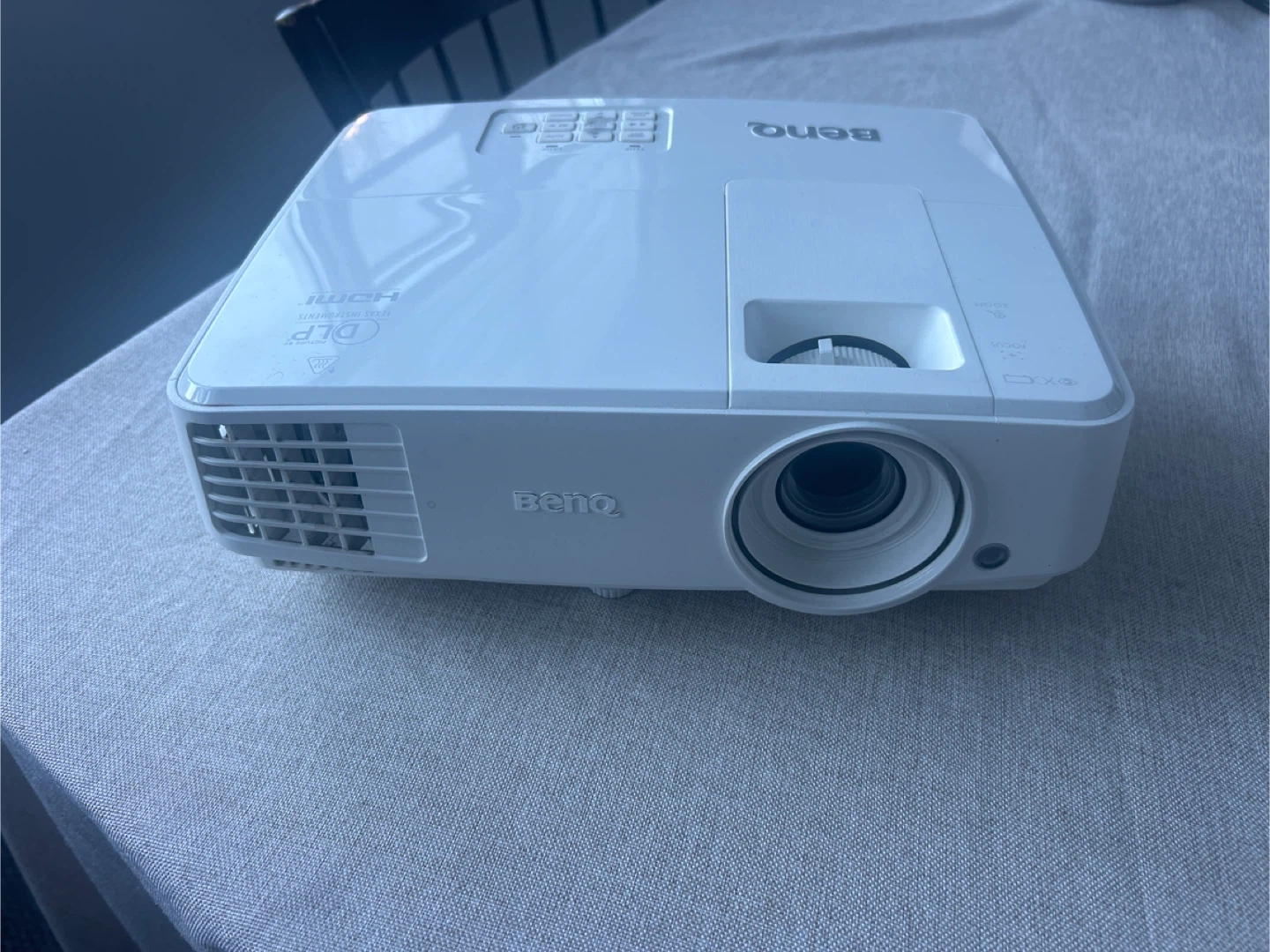 BenQ White DLP Projector