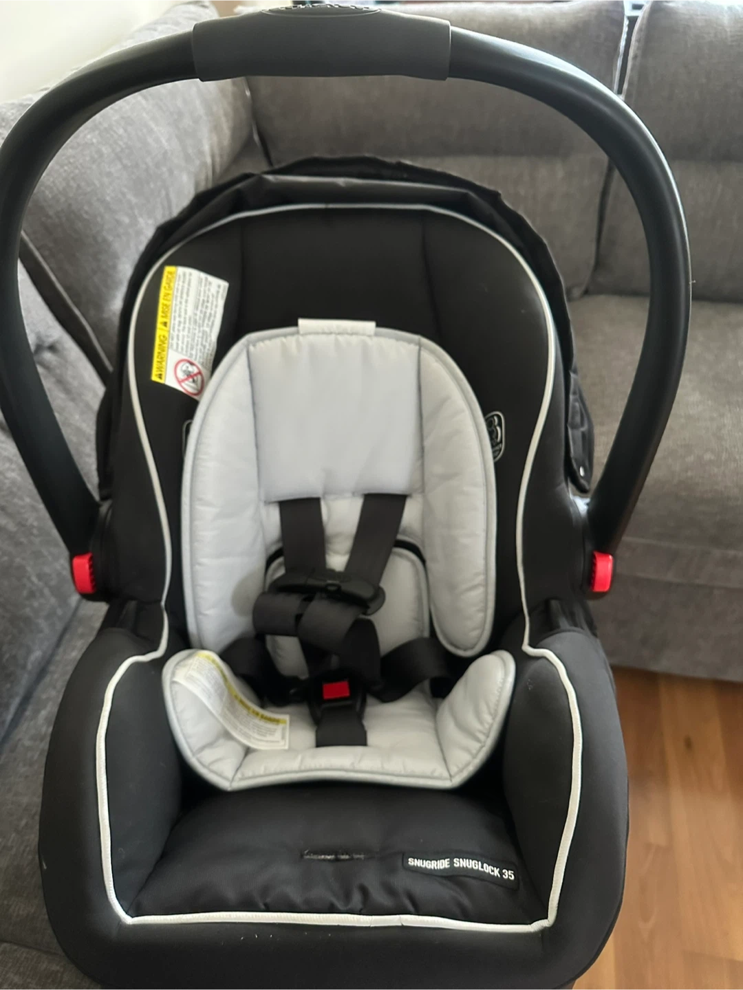 Graco SnugRide 35 Infant Car Seat with Base