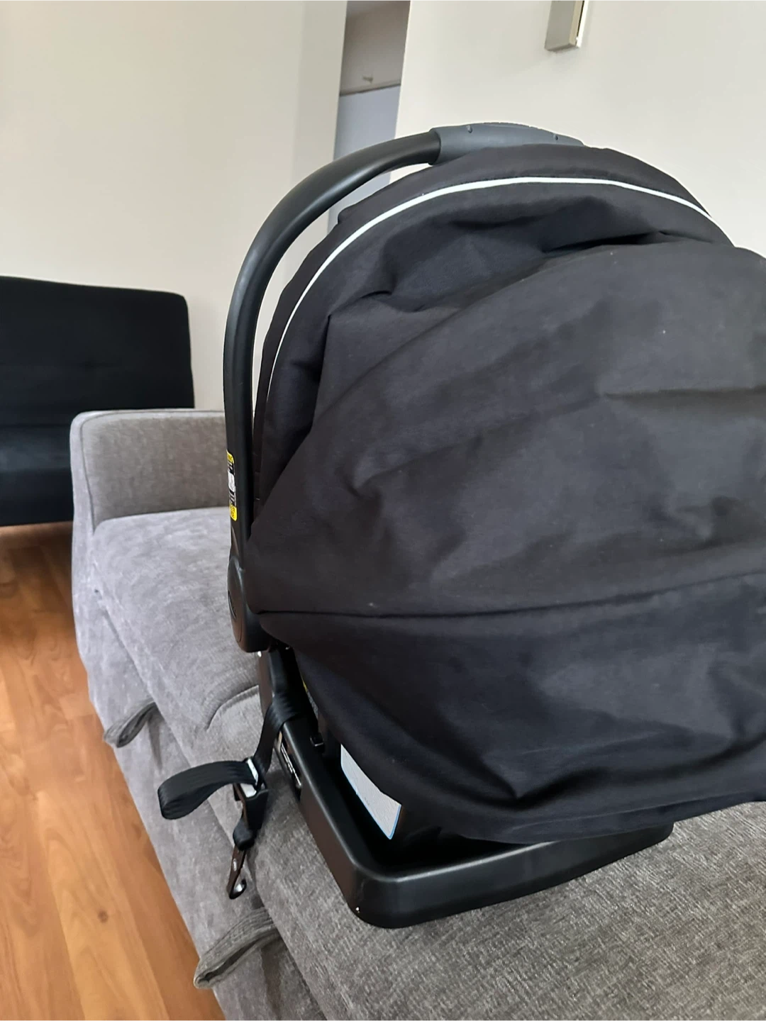 Graco SnugRide 35 Infant Car Seat with Base - photo 4