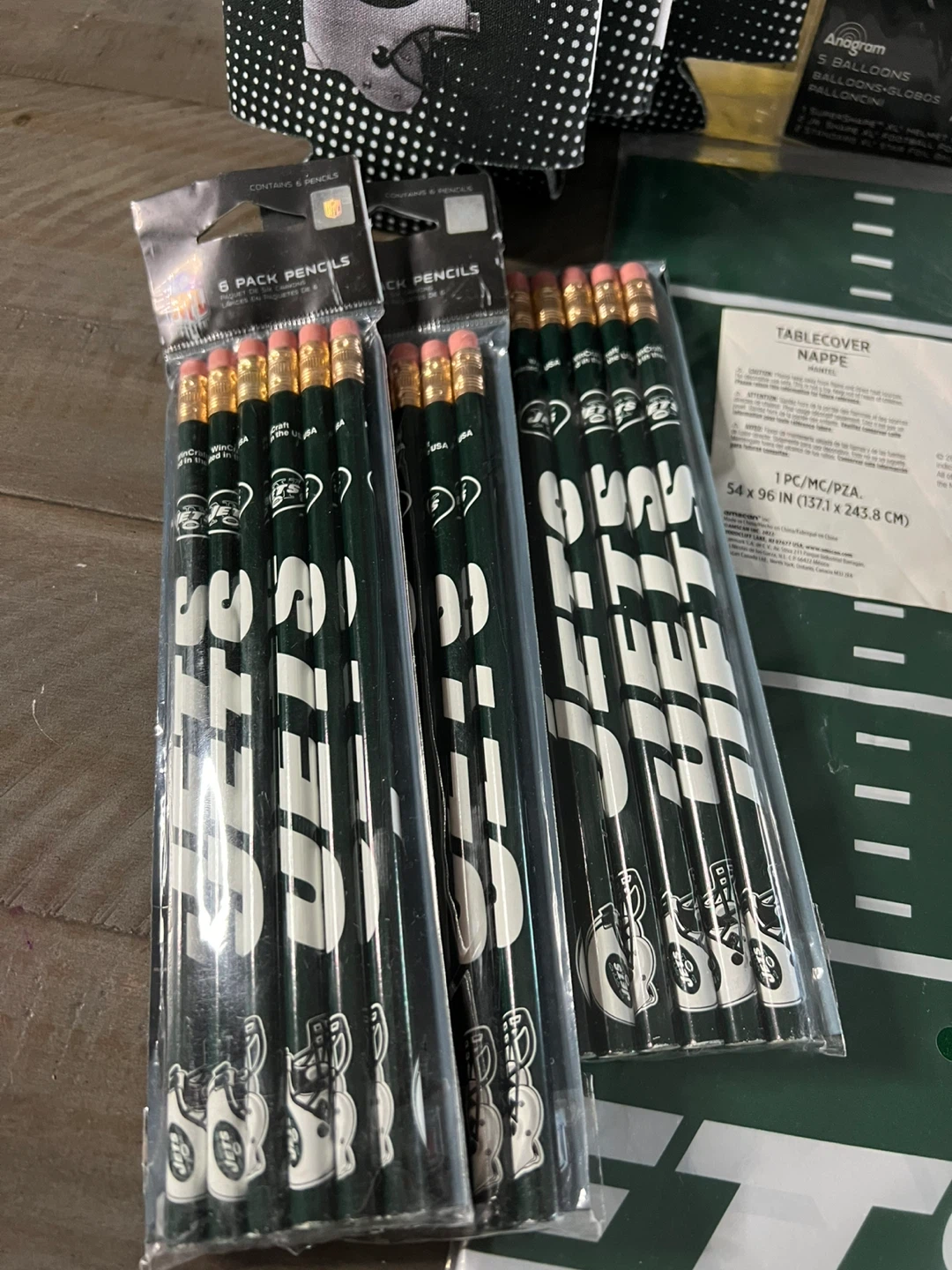 New York Jets NFL Merchandise Bundle - Pencils, Balloon Bouquet - photo 2