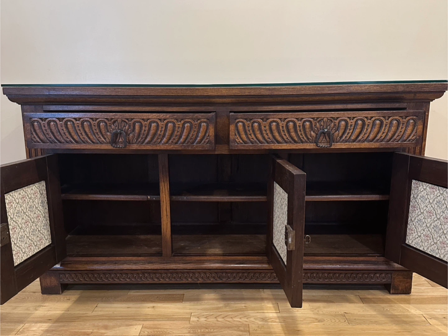 Antique Renaissance Revival Oak Sideboard Buffet  (CAN DELIVER) - photo 3