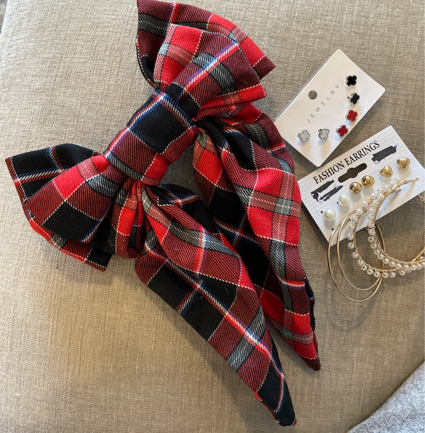 Fashion Earrings and Jewelry Set