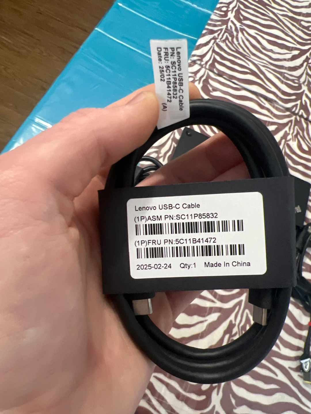 “New” Lenovo ThinkPad Thunderbolt 3 Workstation Dock Gen 2 - photo 3