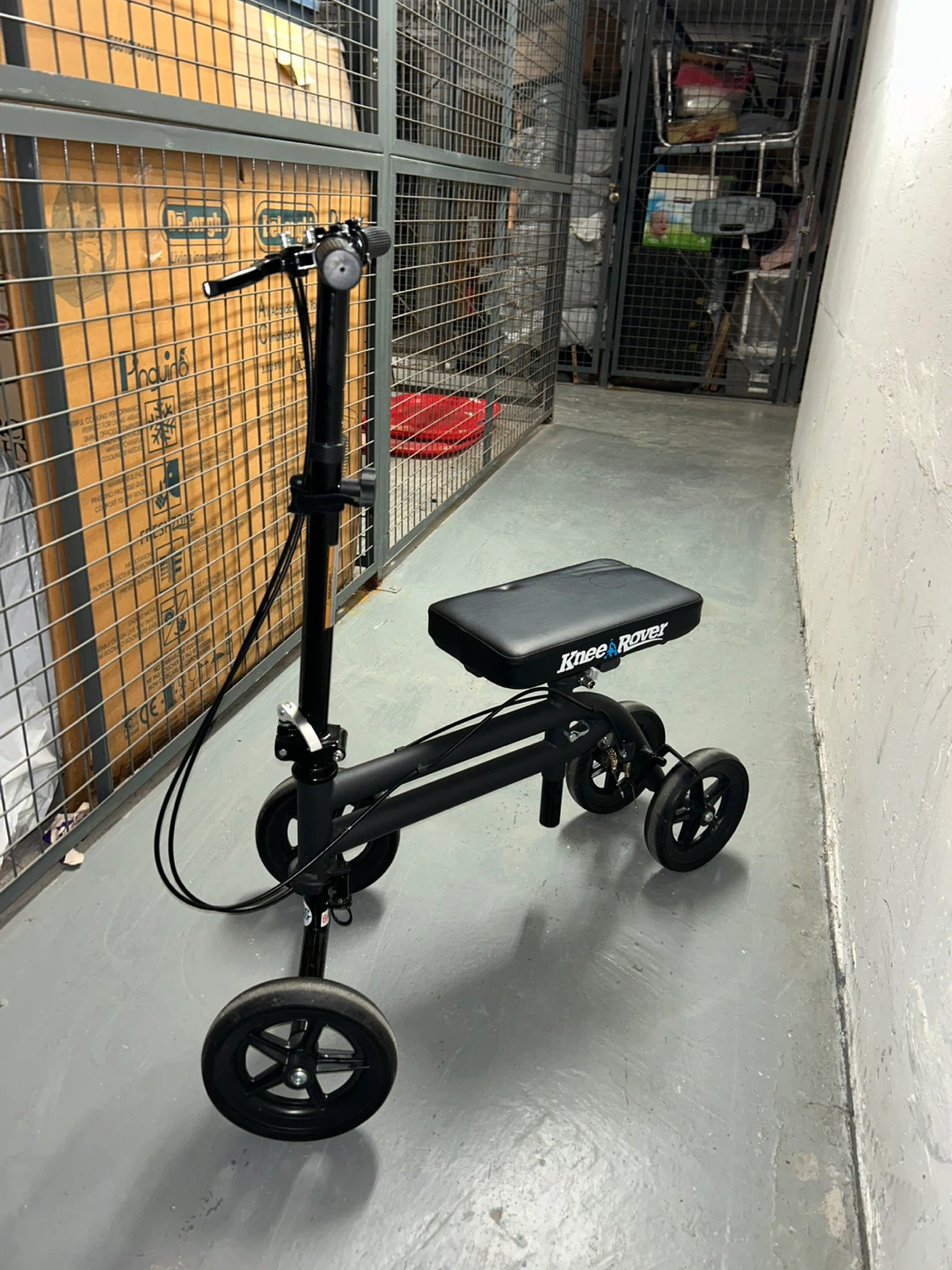 Knee Rover Steerable and Foldable