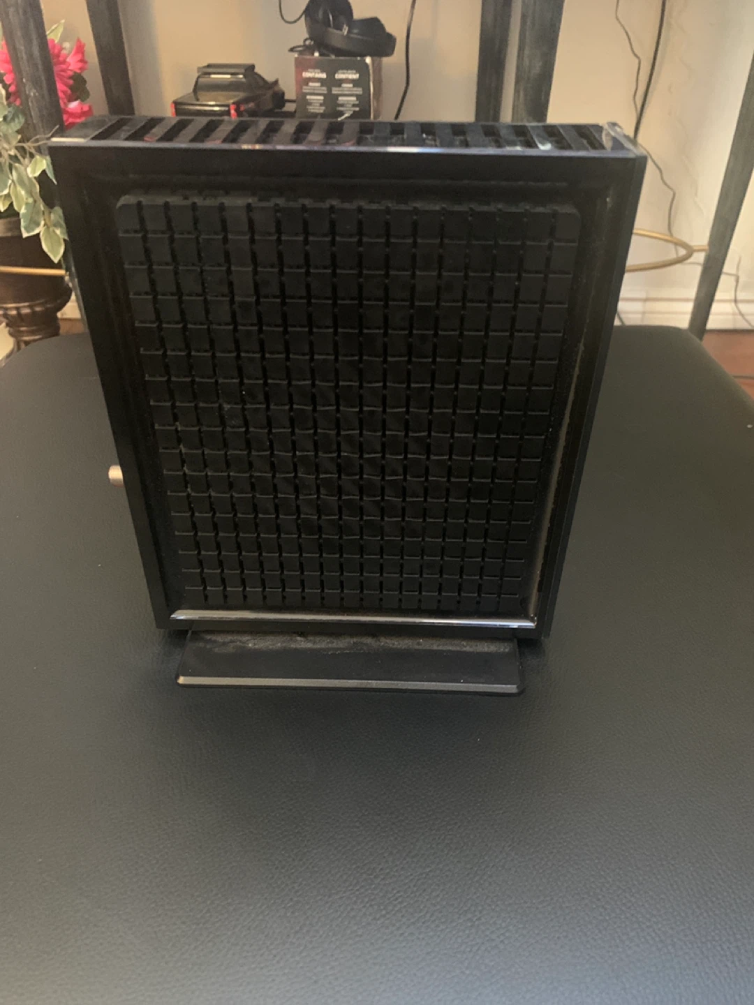 Hitron CGNM-2250 Cable Modem/Router - photo 4