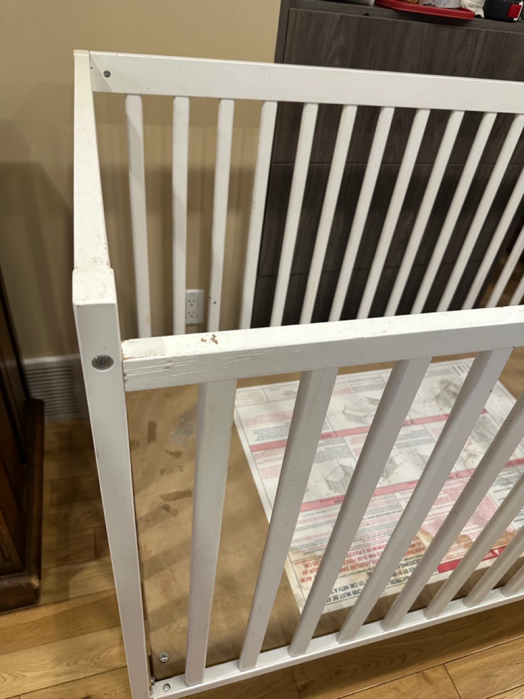 White Solid Baby Crib with Adjustable Height (CAN DELIVER) - photo 5