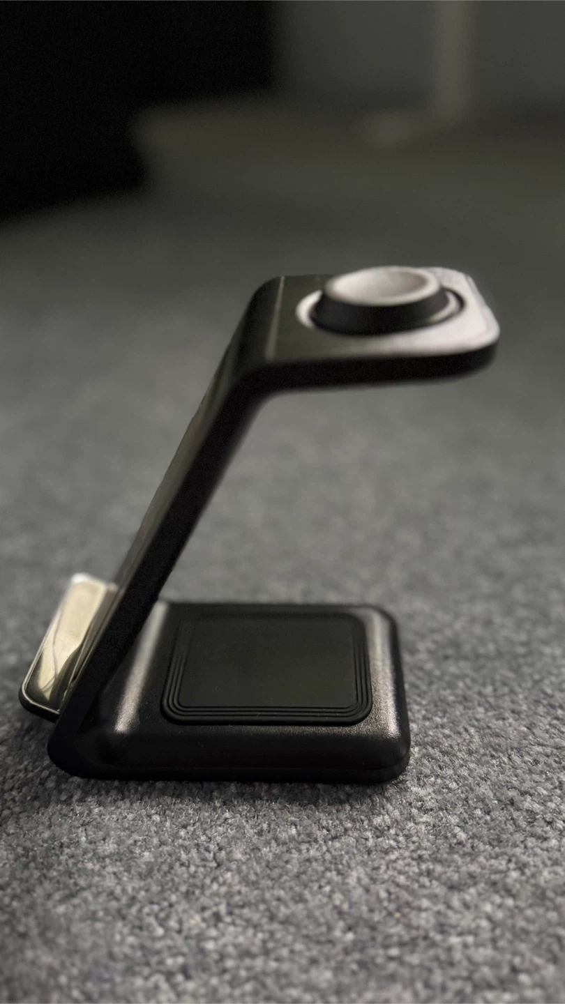 Portronics Freedom 33 Wireless Charger - photo 2