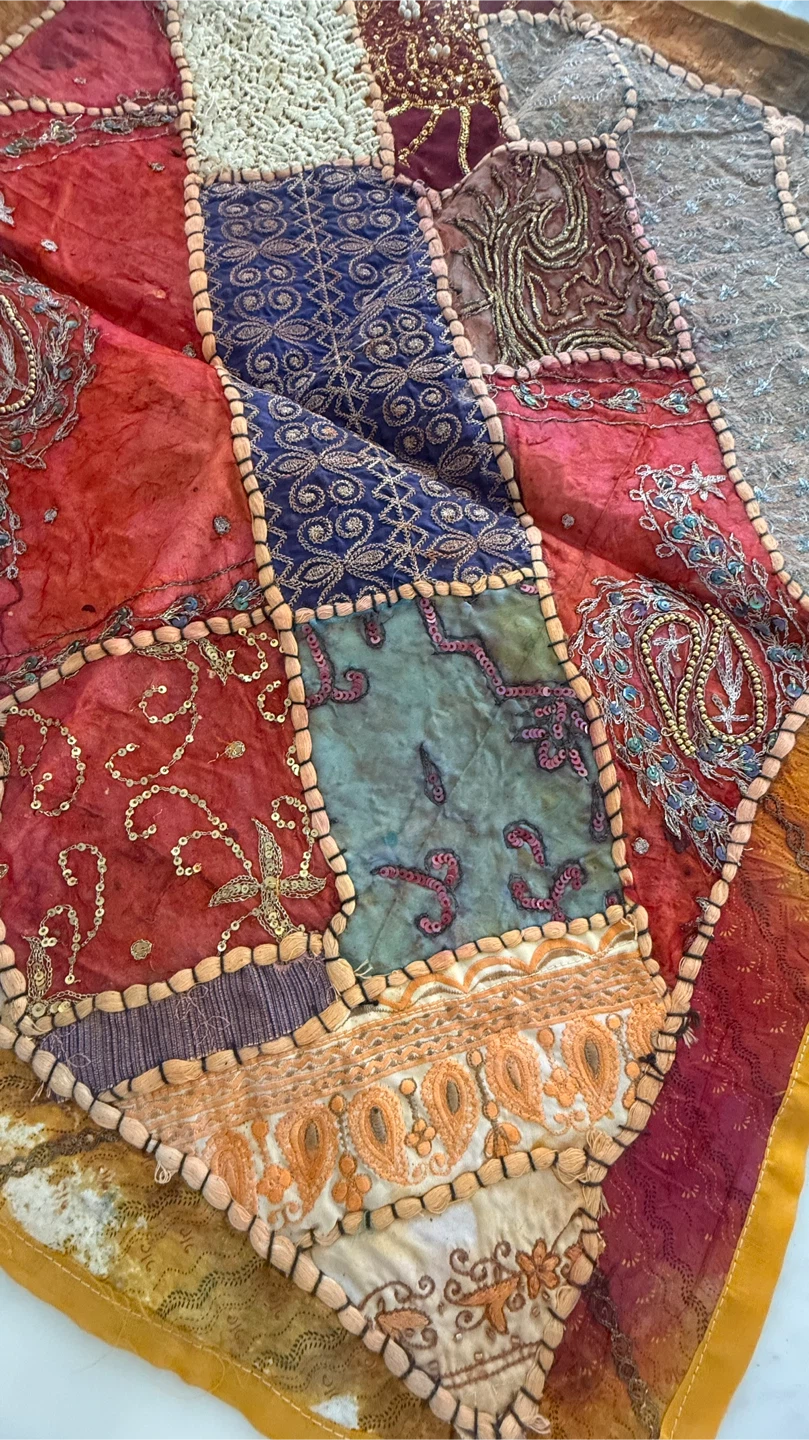 Embroidery cushion cover - photo 2