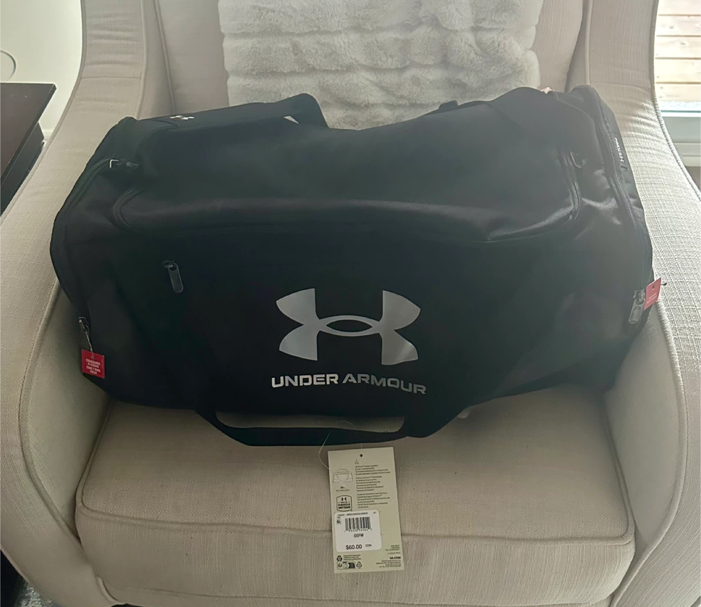 BRAND NEW Large Under Armour Gym Bag - photo 2