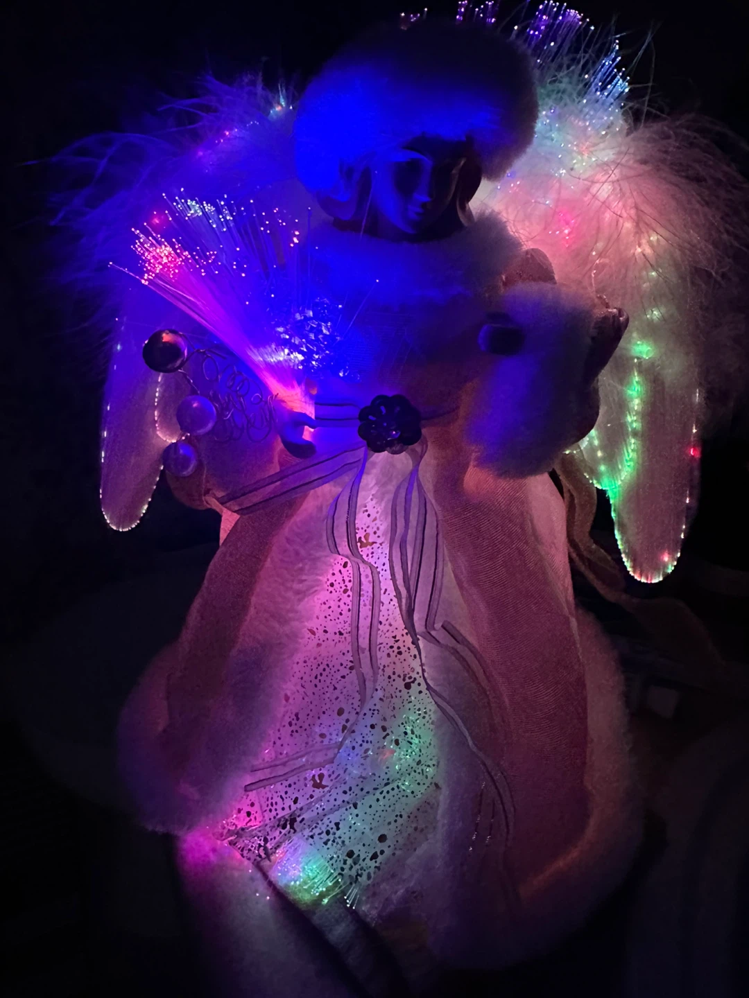 Light-Up Fiber Optic Angel Figurine - photo 3