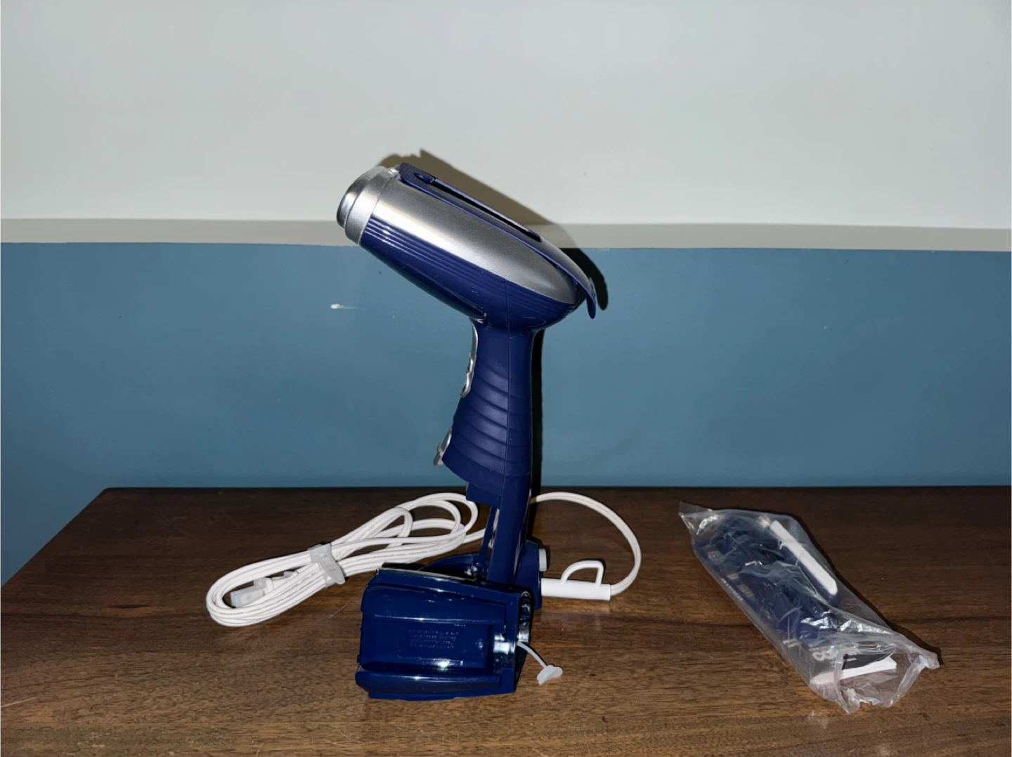 Conair Compact Handheld Fabric Steamer - photo 2