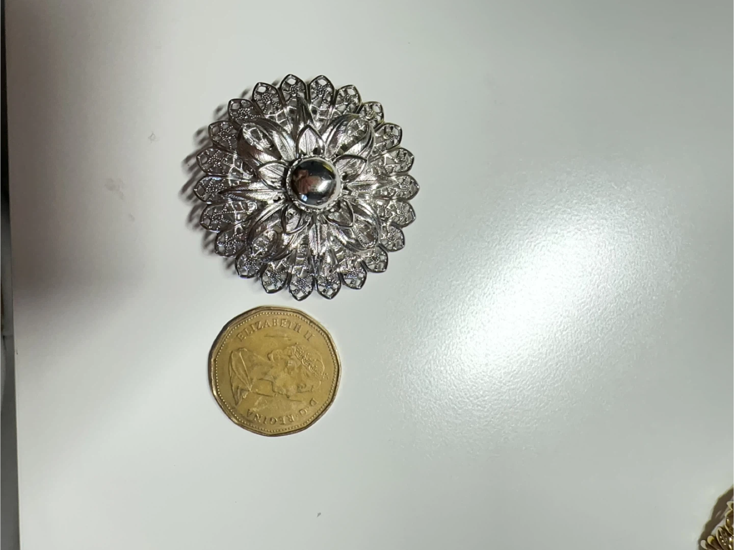 Vintage Silver Tone Filigree Flower Scarf Clip Brooch - photo 2