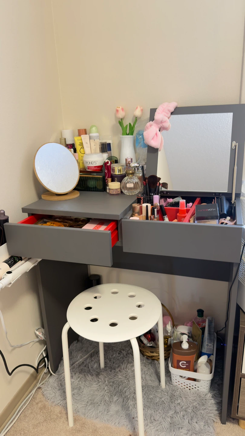 Grey Vanity Table with stool