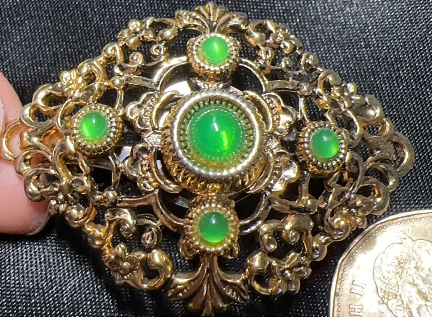 Vintage Victorian Style Gold Tone Brooch with Green Beads - photo 4