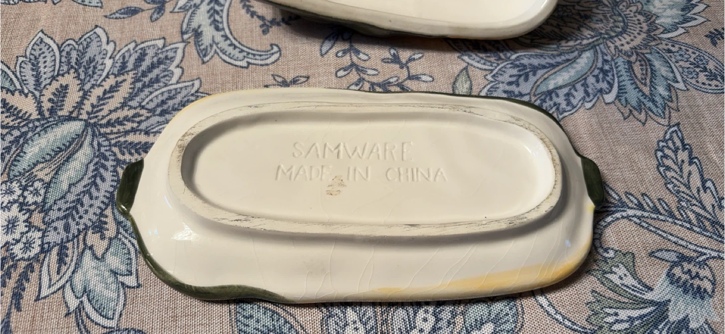 Corn Shaped Butter Dish & Salt and Pepper Shakers - photo 4