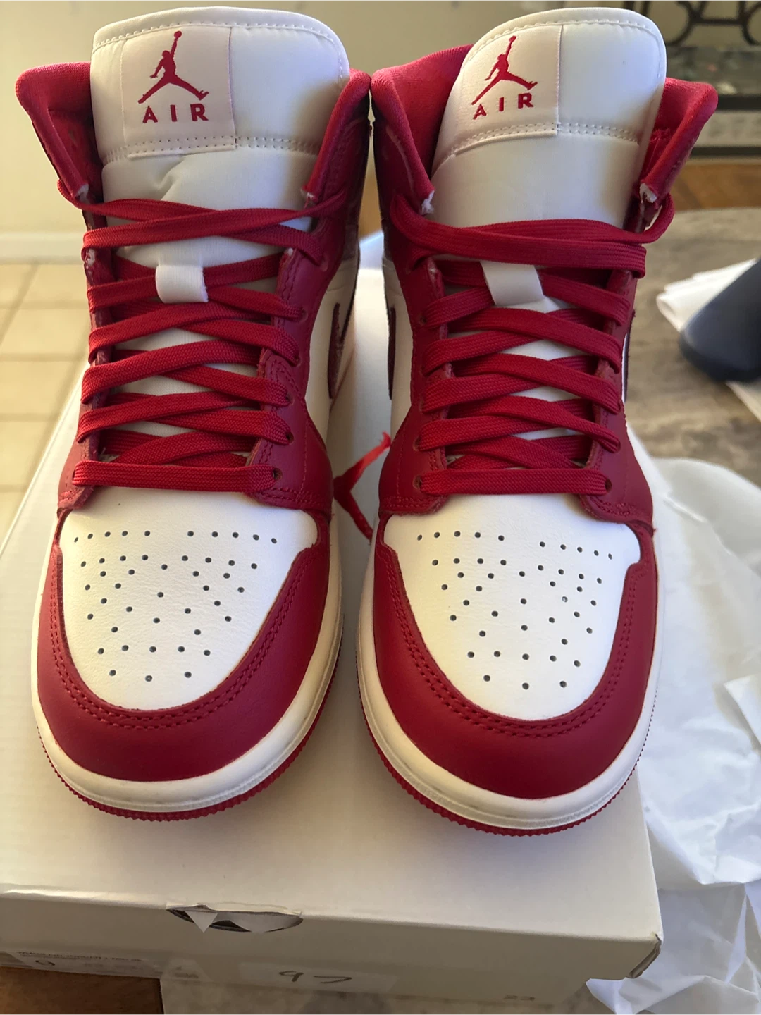 NEW Women's Air Jordan 1 Mid SE "Sail/Varsity Red" Size 9
