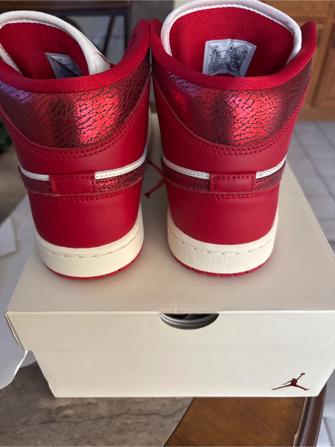 NEW Women's Air Jordan 1 Mid SE "Sail/Varsity Red" Size 9 - photo 3