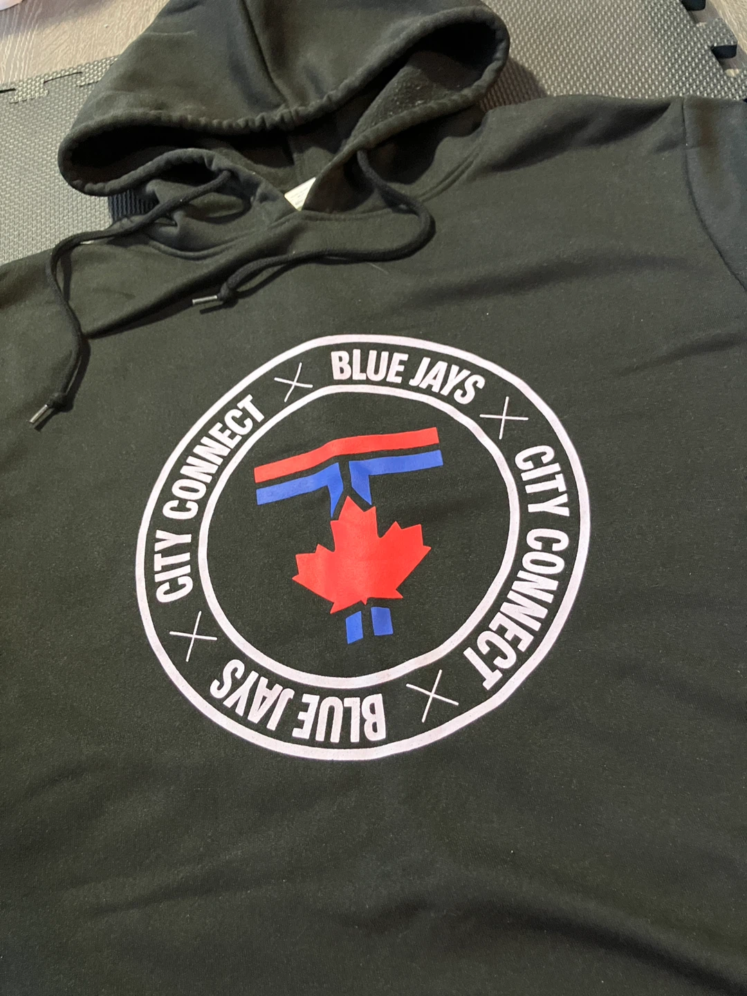 Toronto Blue Jays City Connect Short Sleeve Hoodie - photo 2