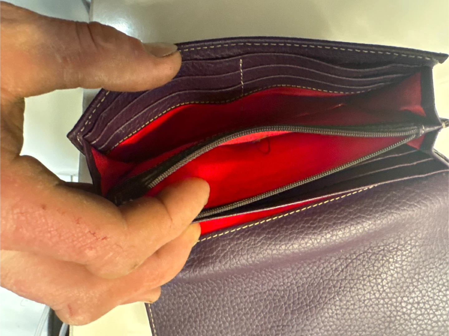 Dooney & Bourke Purple Leather Trifold Wallet - photo 2