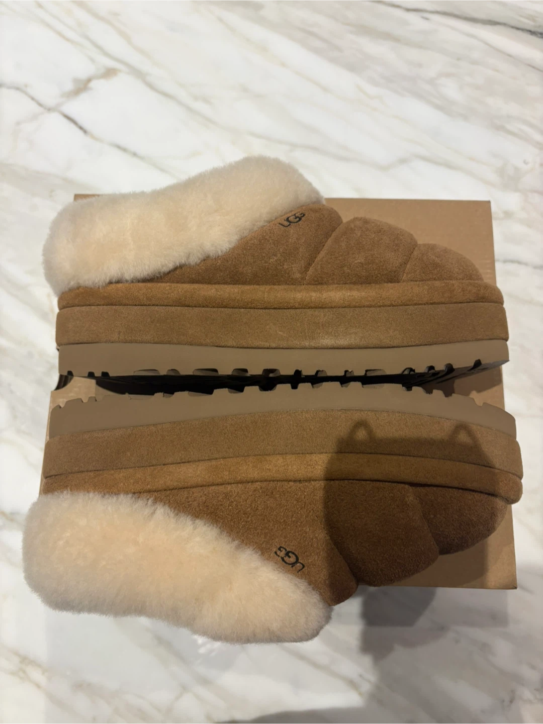 UGG Brown Suede Sheepskin Lined Slippers - photo 3