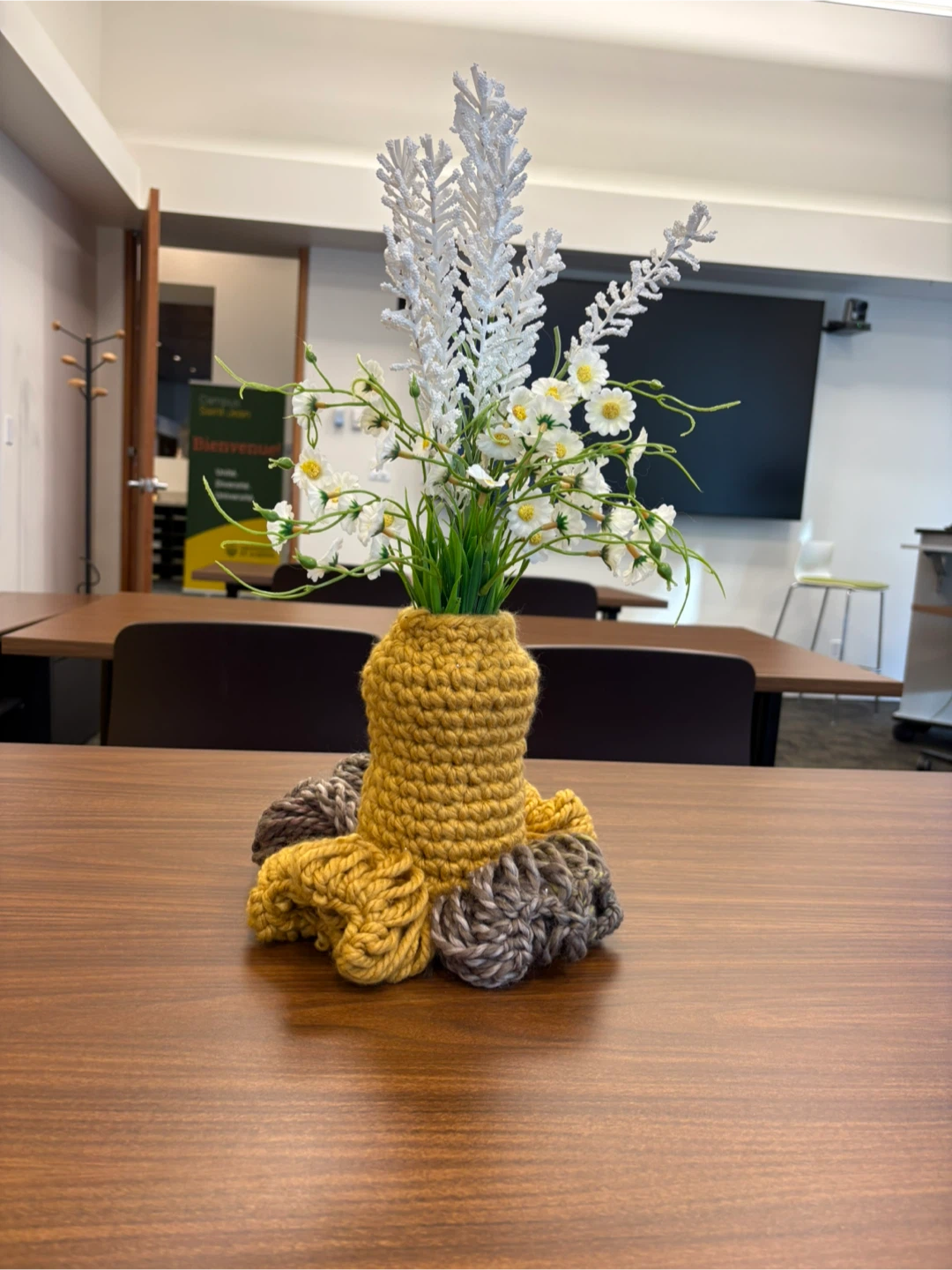Handmade Crocheted Vase - photo 2