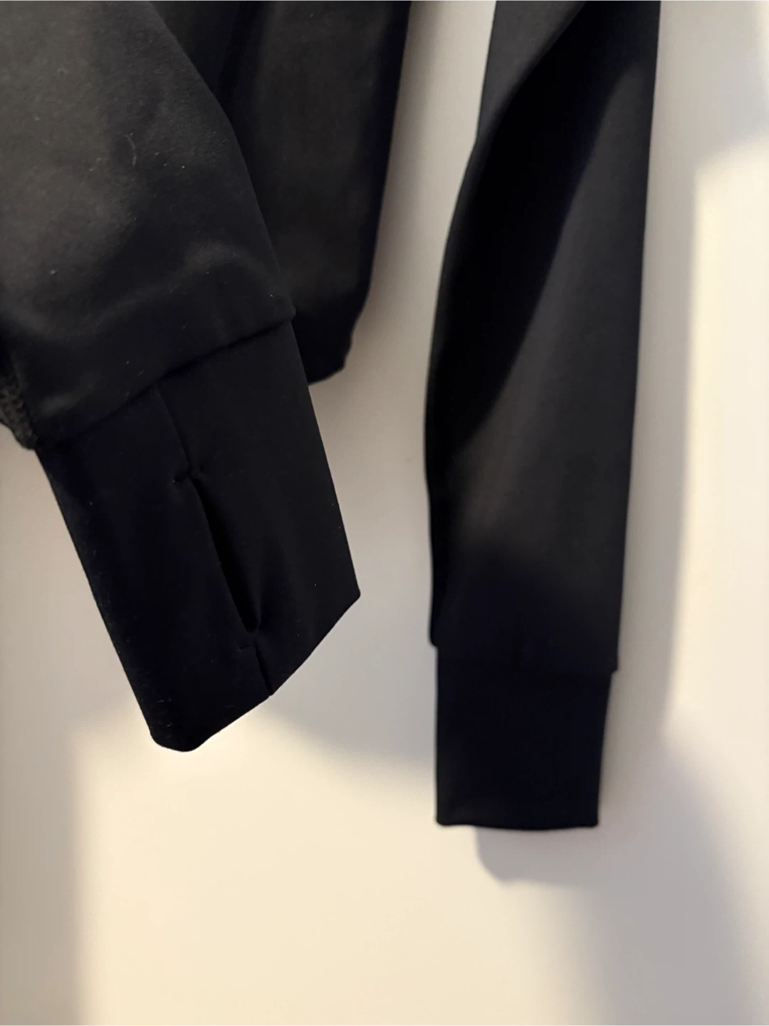 RUNBLK Black Zip-Up Cropped Jacket - Size S - photo 4